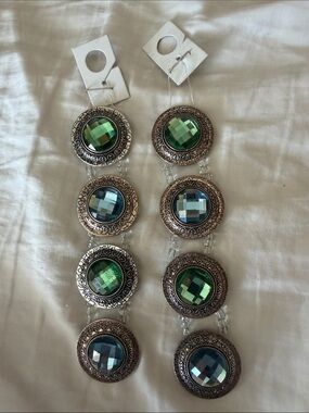 Beautiful beads to make bracelets earrings necklace etc new